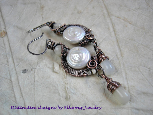 Pearl, moonstone & copper wire wrap earrings with faceted gemstone, copper & glass seed beads. 