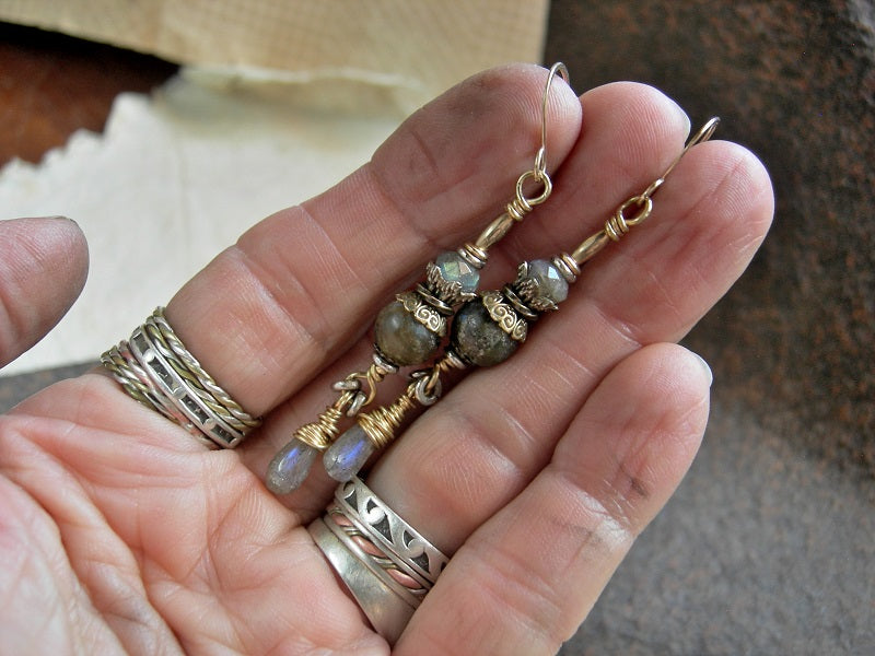 Boho luxe labradorite earrings with smooth & faceted gemstone beads, 14kt gold filled beads and ear wires & red brass wire wrap. 